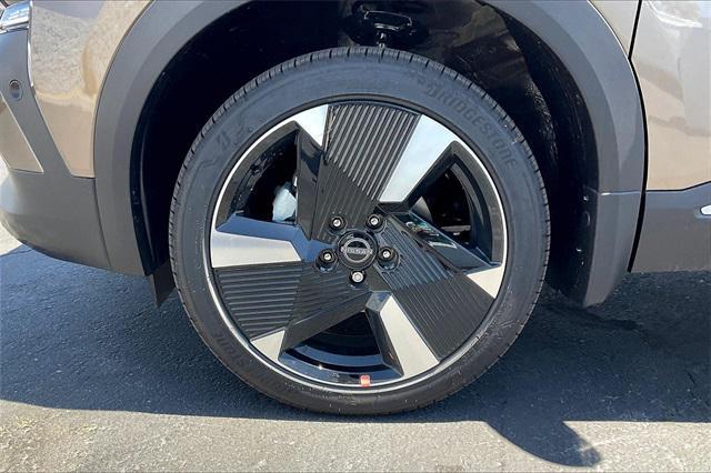 new 2025 Nissan Kicks car, priced at $28,565