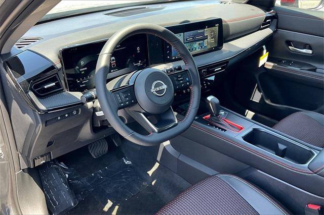new 2025 Nissan Kicks car, priced at $31,470