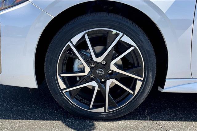 new 2025 Nissan Sentra car, priced at $26,685