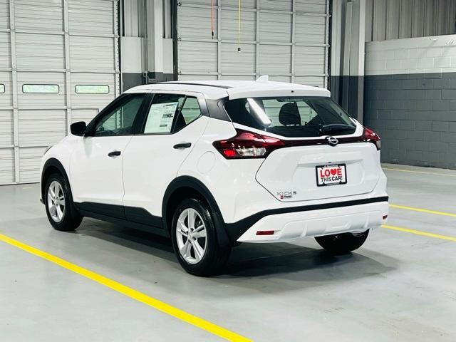new 2025 Nissan Kicks Play car, priced at $23,850