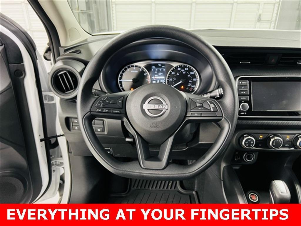 new 2025 Nissan Kicks Play car, priced at $23,850