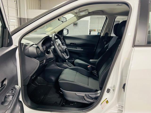 new 2025 Nissan Kicks Play car, priced at $23,850