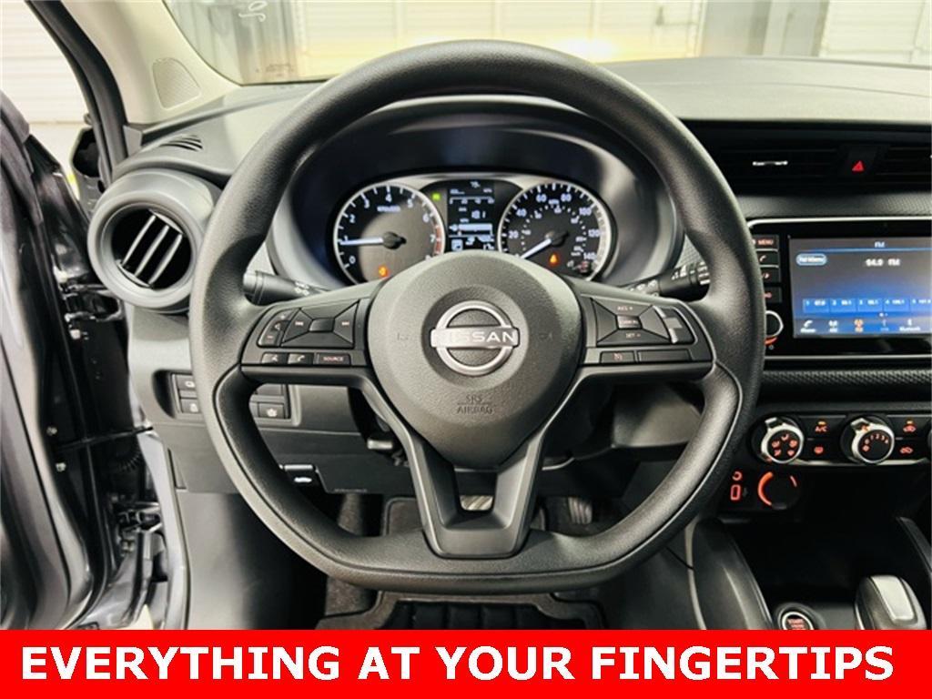 new 2025 Nissan Kicks Play car, priced at $23,850
