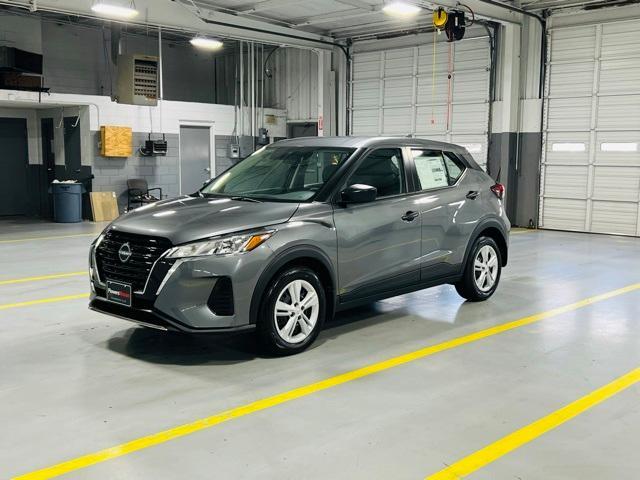 new 2025 Nissan Kicks Play car, priced at $23,850