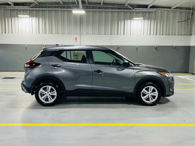 new 2025 Nissan Kicks Play car, priced at $23,850
