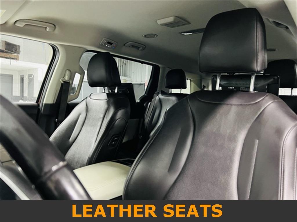 used 2022 Kia Carnival car, priced at $31,500
