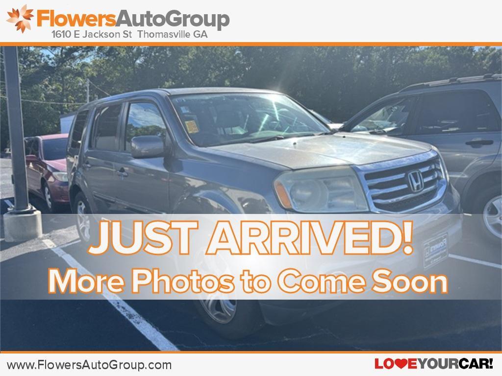 used 2013 Honda Pilot car, priced at $8,500