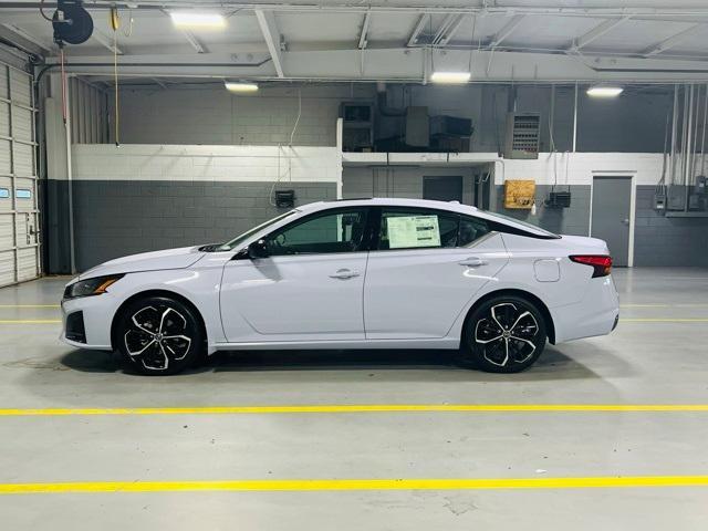 new 2025 Nissan Altima car, priced at $34,160