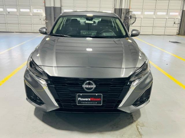 new 2025 Nissan Altima car, priced at $30,660