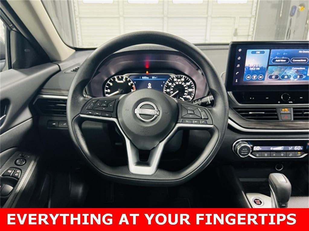 new 2025 Nissan Altima car, priced at $30,660