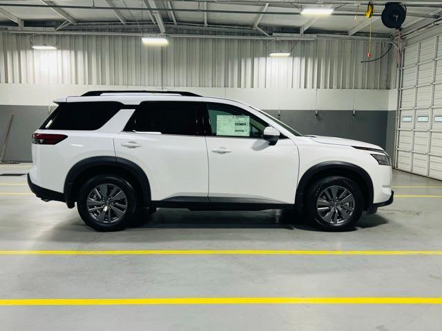 new 2025 Nissan Pathfinder car, priced at $44,005