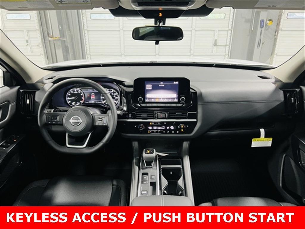 new 2025 Nissan Pathfinder car, priced at $44,005