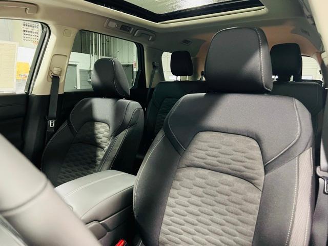 new 2025 Nissan Pathfinder car, priced at $44,005