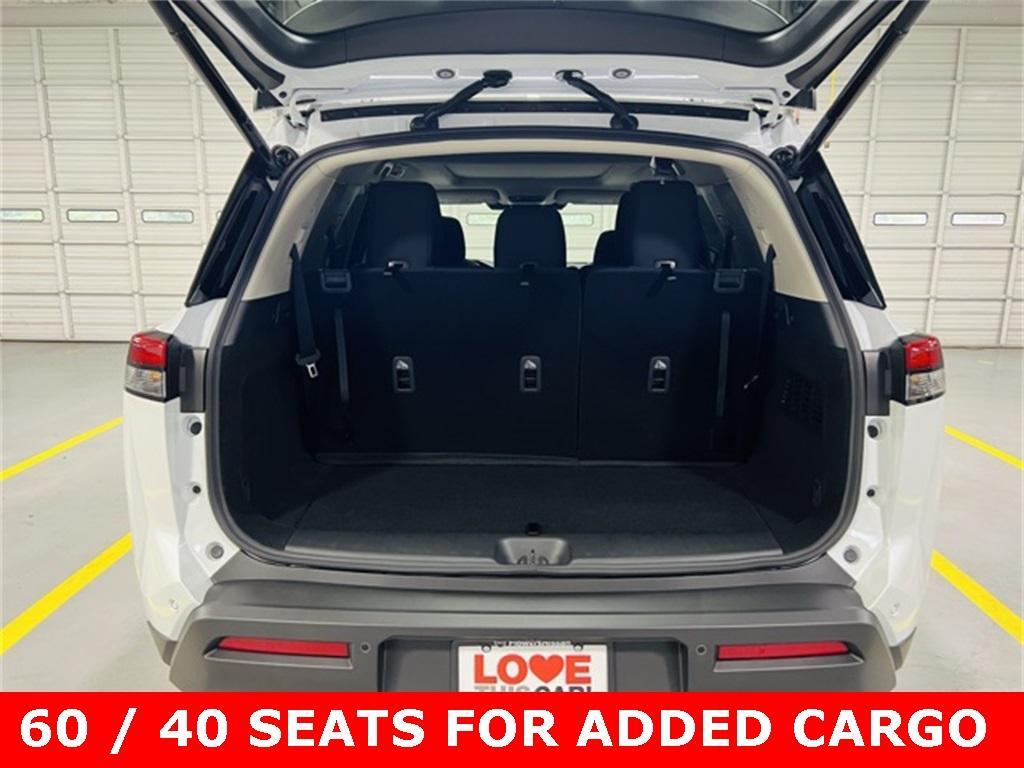 new 2025 Nissan Pathfinder car, priced at $44,005