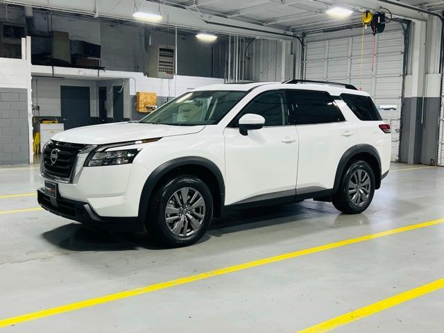 new 2025 Nissan Pathfinder car, priced at $44,005