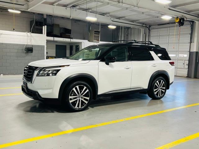 new 2025 Nissan Pathfinder car, priced at $53,050