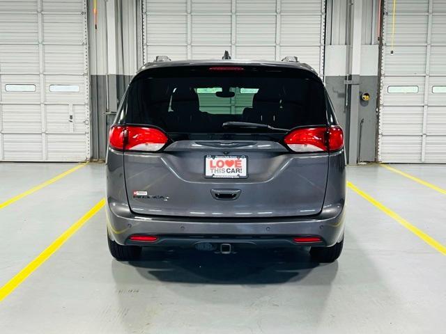 used 2020 Chrysler Pacifica car, priced at $21,500
