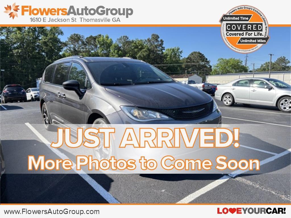 used 2020 Chrysler Pacifica car, priced at $20,500