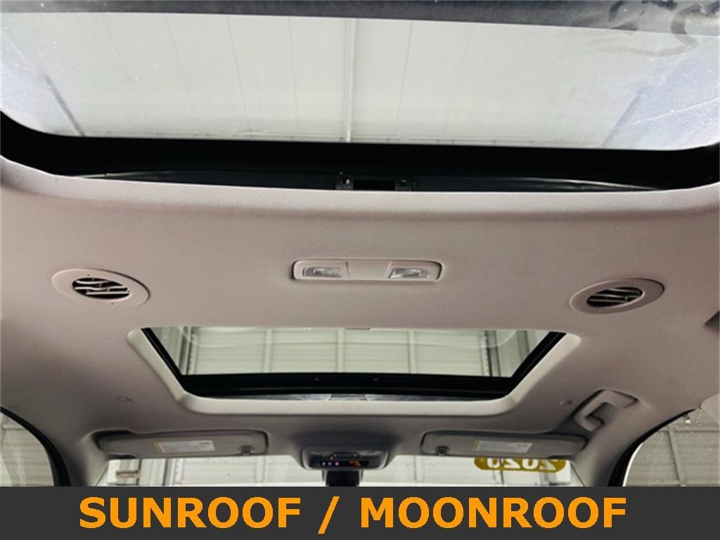 used 2020 Chevrolet Traverse car, priced at $29,000