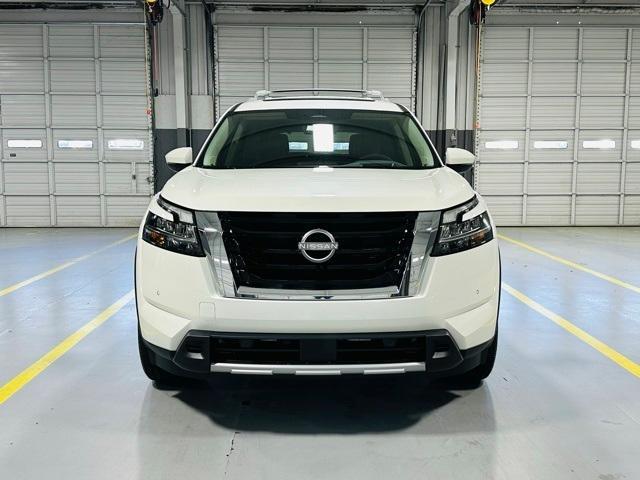 new 2024 Nissan Pathfinder car, priced at $52,685