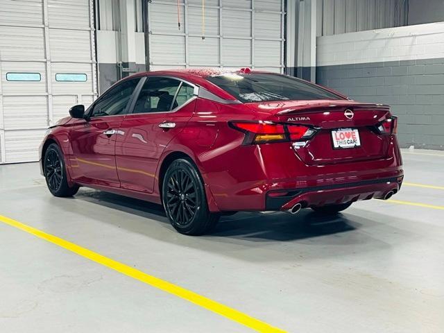 new 2025 Nissan Altima car, priced at $31,005