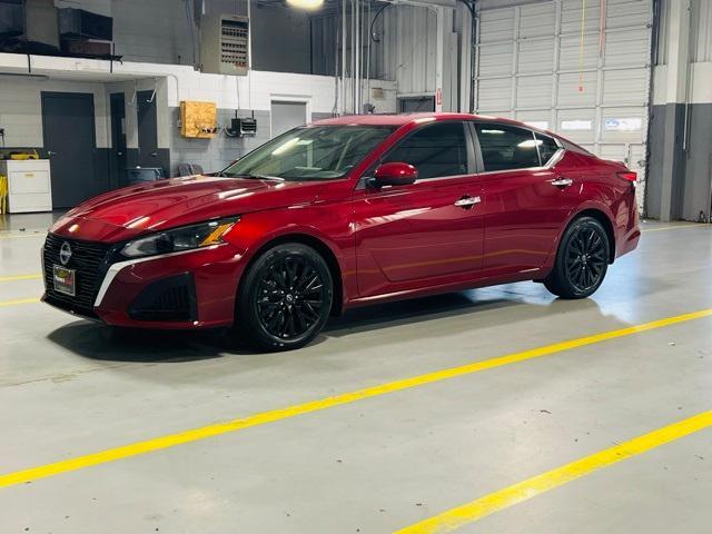 new 2025 Nissan Altima car, priced at $31,005
