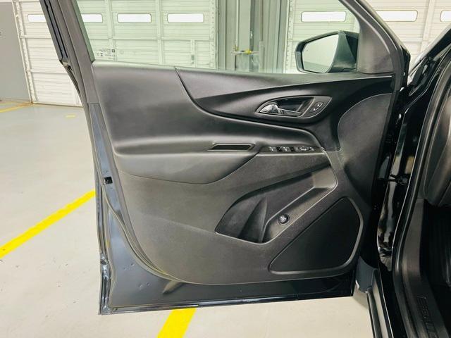 used 2024 Chevrolet Equinox car, priced at $25,500