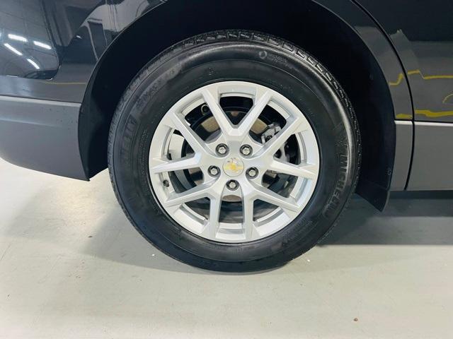 used 2024 Chevrolet Equinox car, priced at $25,500