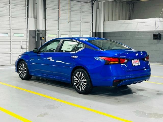 new 2025 Nissan Altima car, priced at $30,000