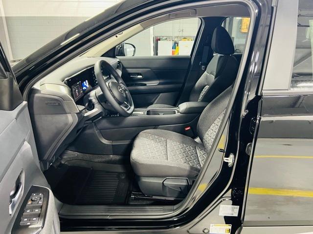 new 2025 Nissan Kicks car, priced at $25,595