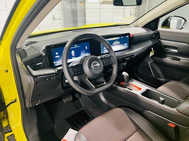 new 2025 Nissan Kicks car, priced at $29,250