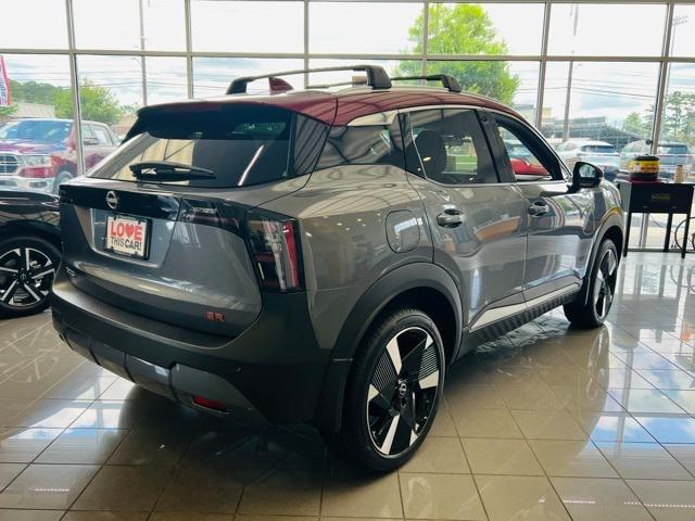 new 2025 Nissan Kicks car, priced at $28,915