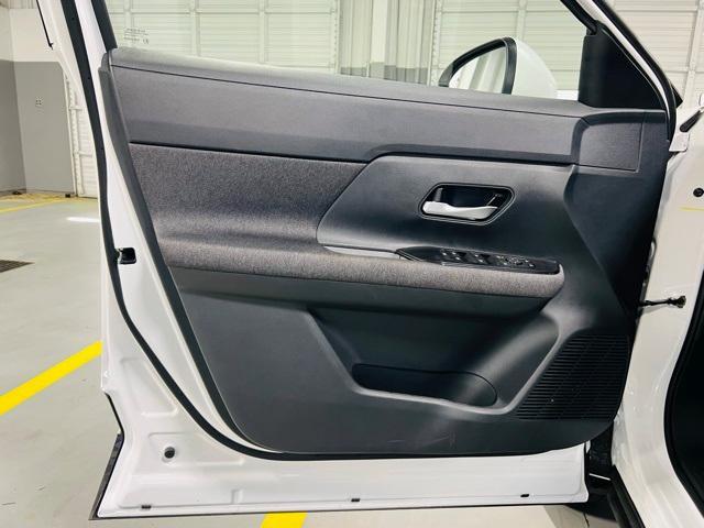 new 2025 Nissan Kicks car, priced at $25,595