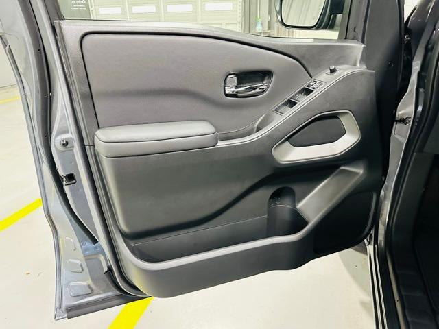 new 2025 Nissan Frontier car, priced at $38,980