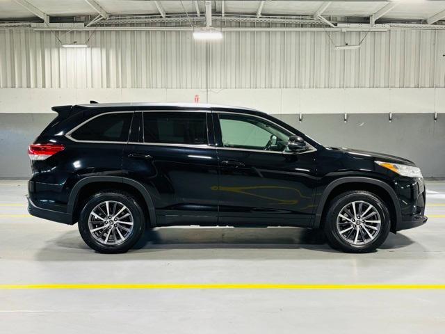 used 2017 Toyota Highlander car, priced at $23,500