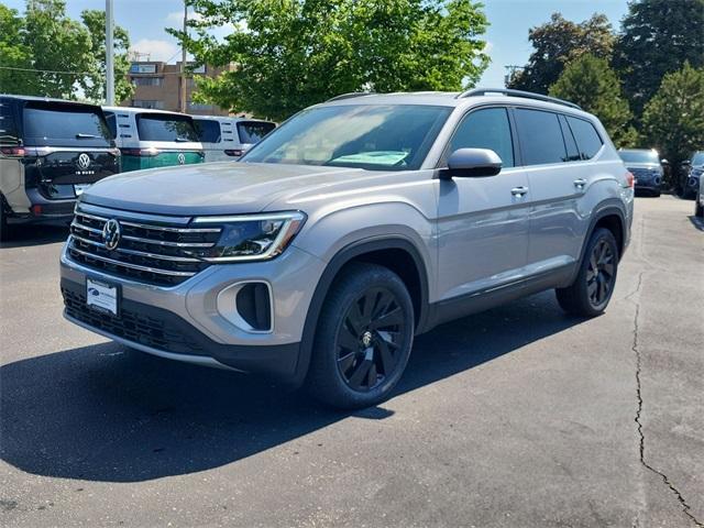 new 2025 Volkswagen Atlas car, priced at $44,321