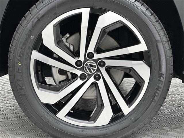 used 2022 Volkswagen Atlas car, priced at $30,739