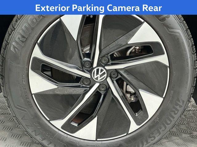used 2022 Volkswagen ID.4 car, priced at $23,000