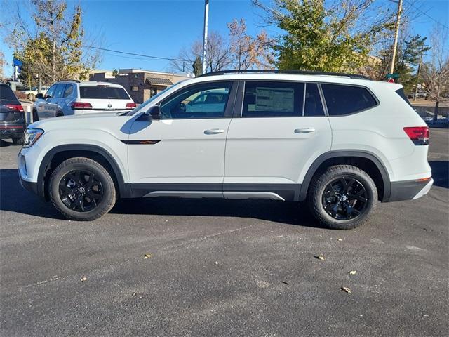 new 2025 Volkswagen Atlas car, priced at $46,002