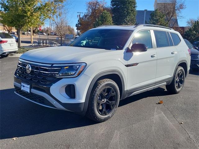 new 2025 Volkswagen Atlas car, priced at $46,002