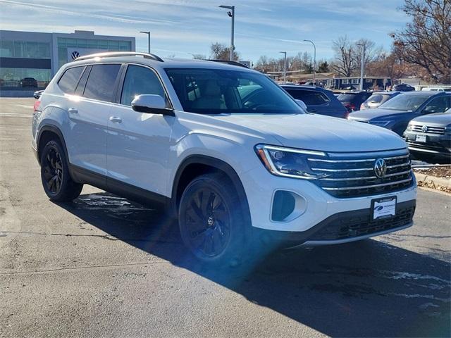 new 2025 Volkswagen Atlas car, priced at $44,475