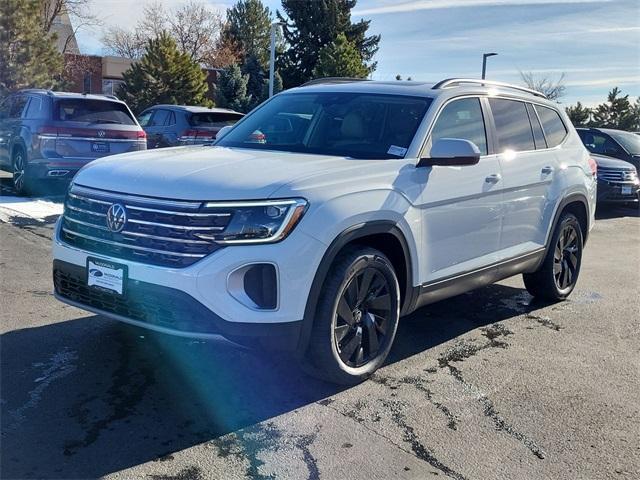 new 2025 Volkswagen Atlas car, priced at $44,475