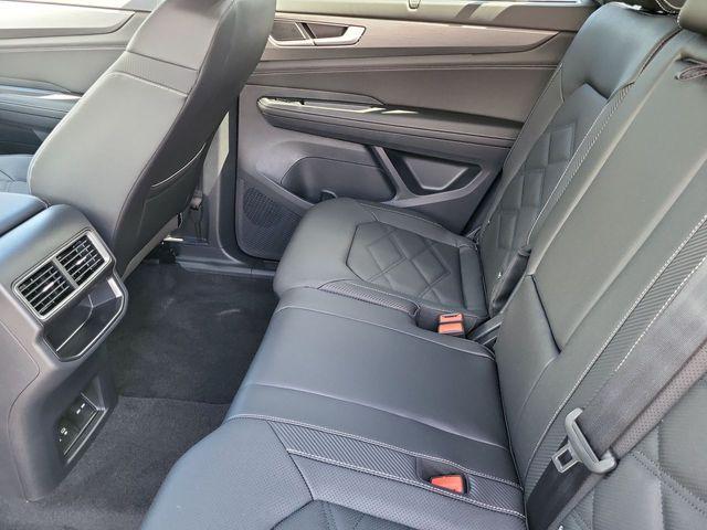 new 2026 Volkswagen Atlas Cross Sport car