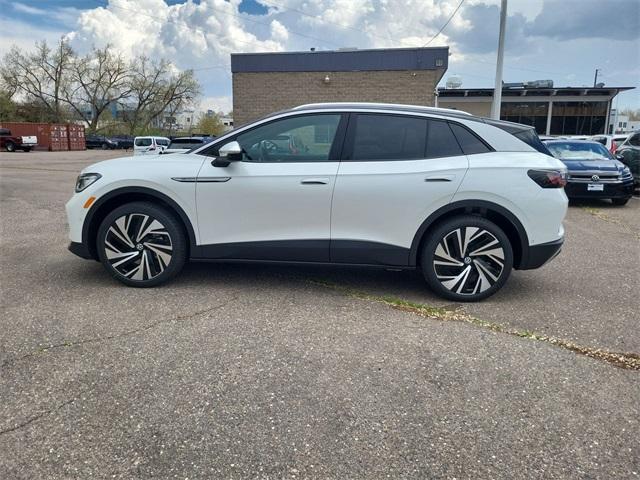 new 2025 Volkswagen ID.4 car, priced at $46,529