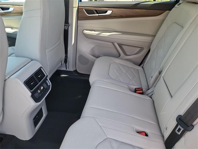 new 2026 Volkswagen Atlas car