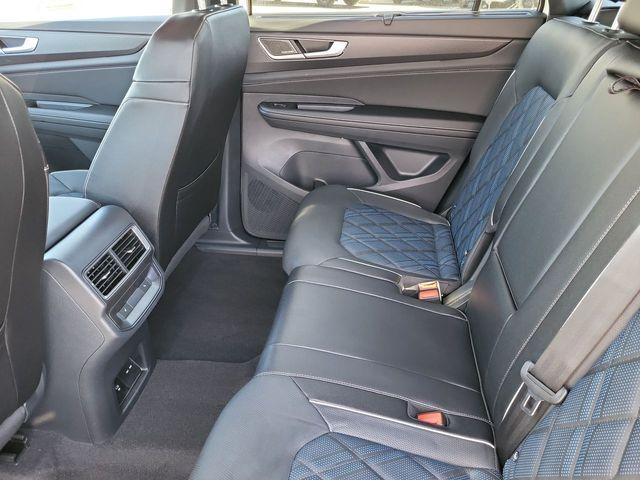 new 2026 Volkswagen Atlas Cross Sport car