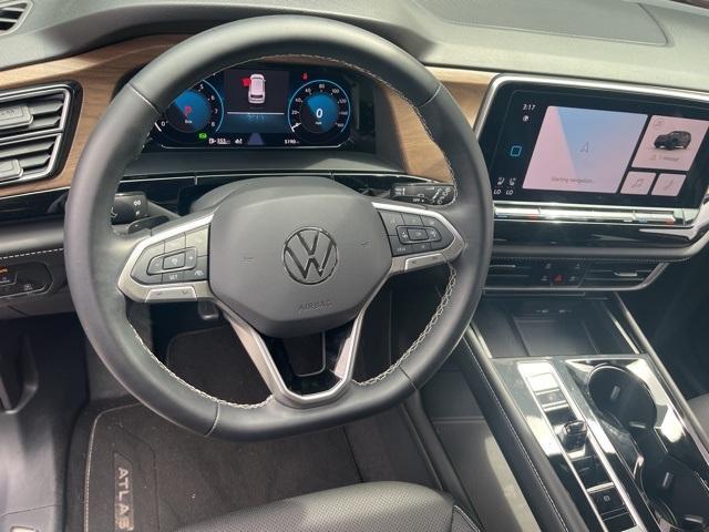 used 2024 Volkswagen Atlas car, priced at $39,500