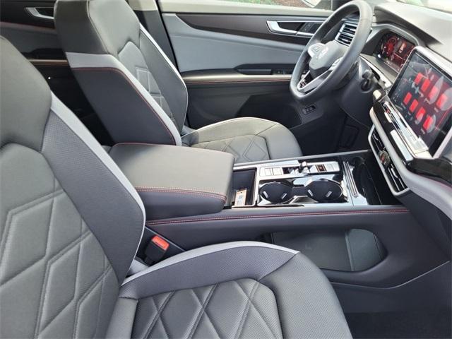 new 2025 Volkswagen Atlas car, priced at $43,707