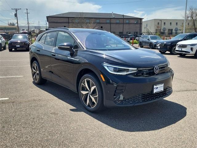 new 2025 Volkswagen ID.4 car, priced at $42,997