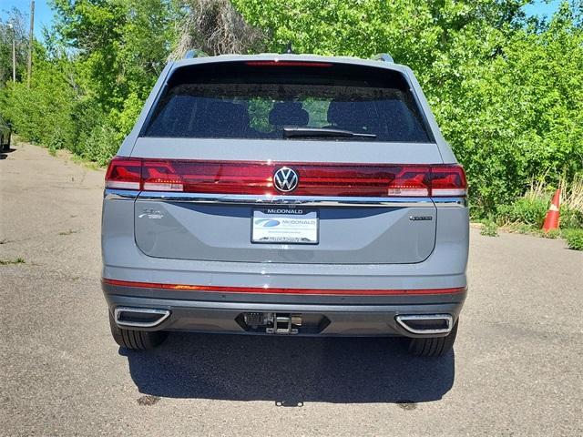 new 2025 Volkswagen Atlas car, priced at $45,214
